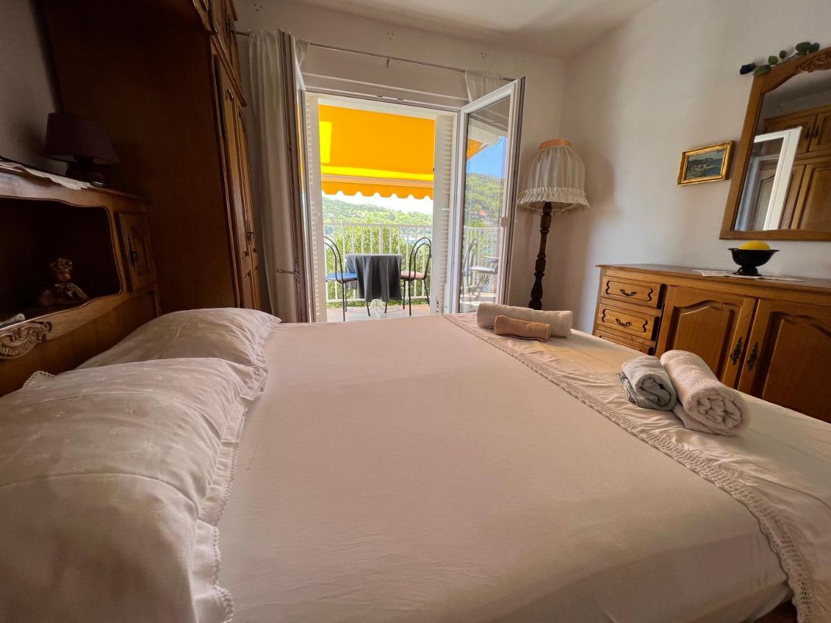 Apartman Blaga พอฟเลีย ภายนอก รูปภาพ